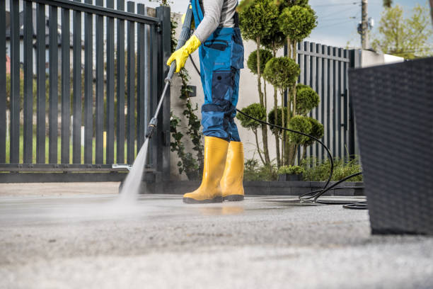 Best Garage Pressure Washing  in Pickerington, OH